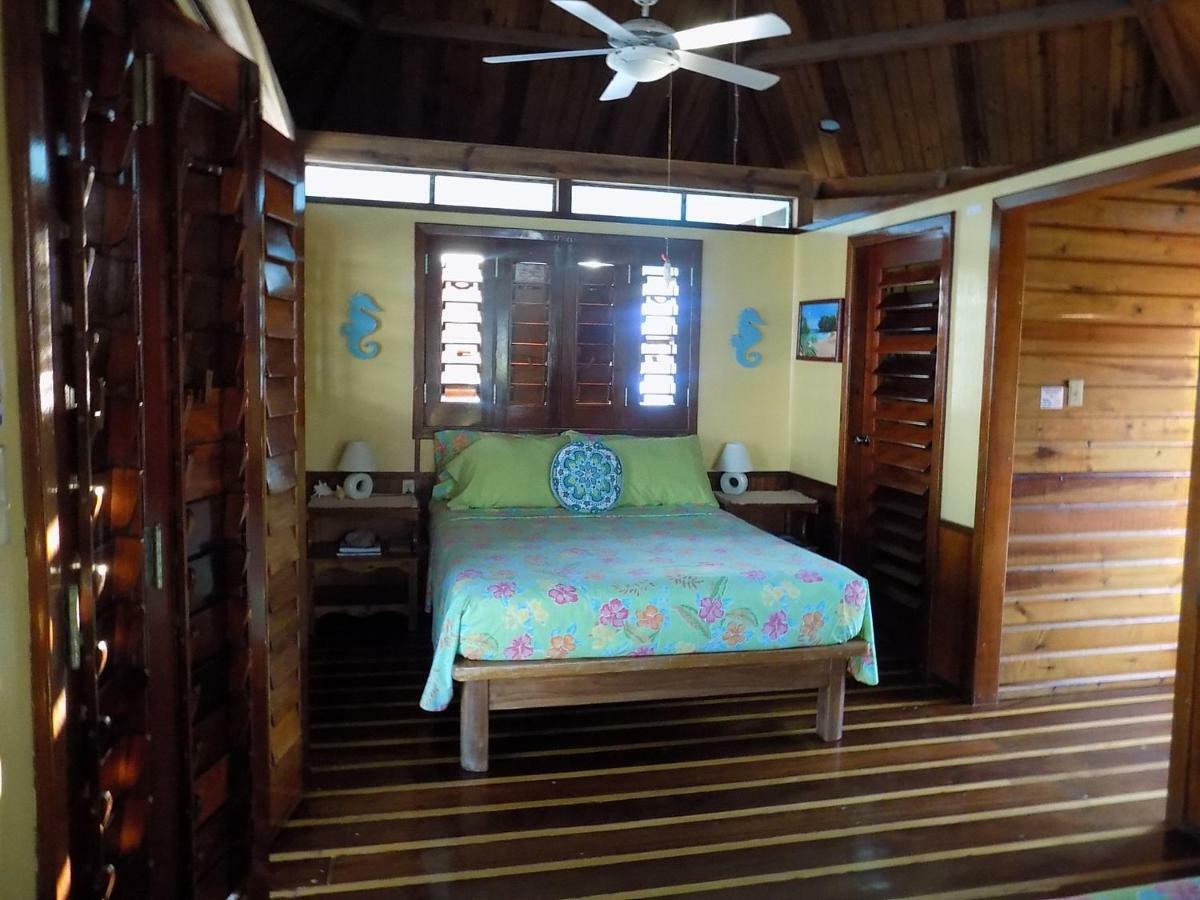 Mango Creek Lodge Port Royal Exterior foto