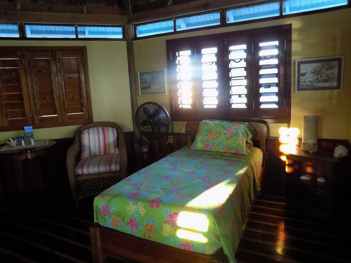 Mango Creek Lodge Port Royal Exterior foto