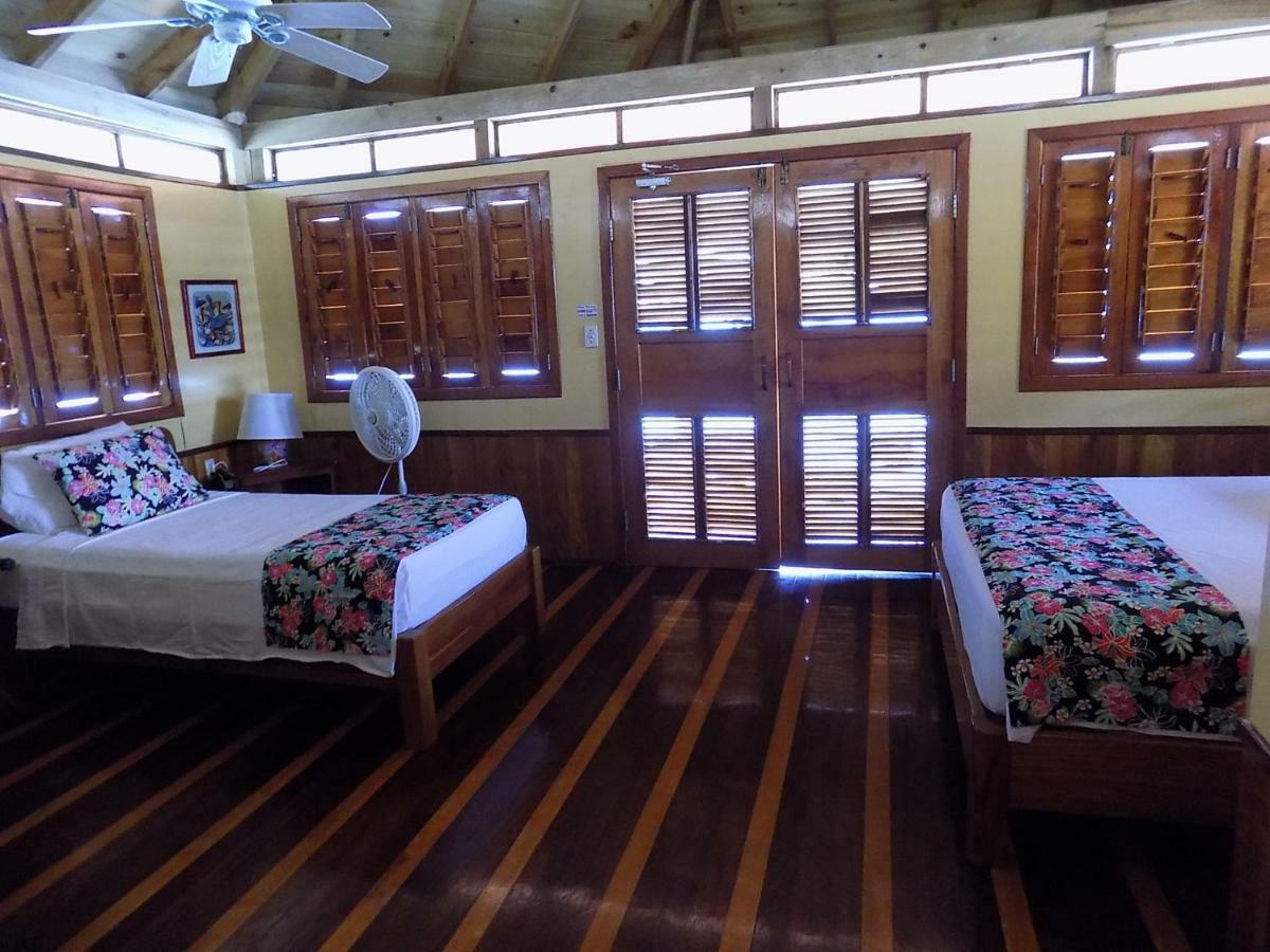 Mango Creek Lodge Port Royal Exterior foto