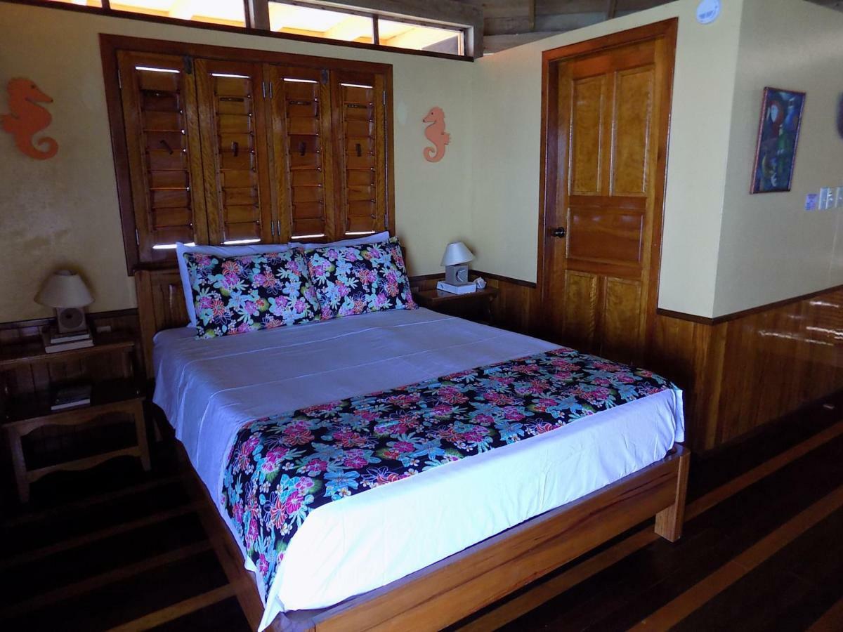 Mango Creek Lodge Port Royal Exterior foto